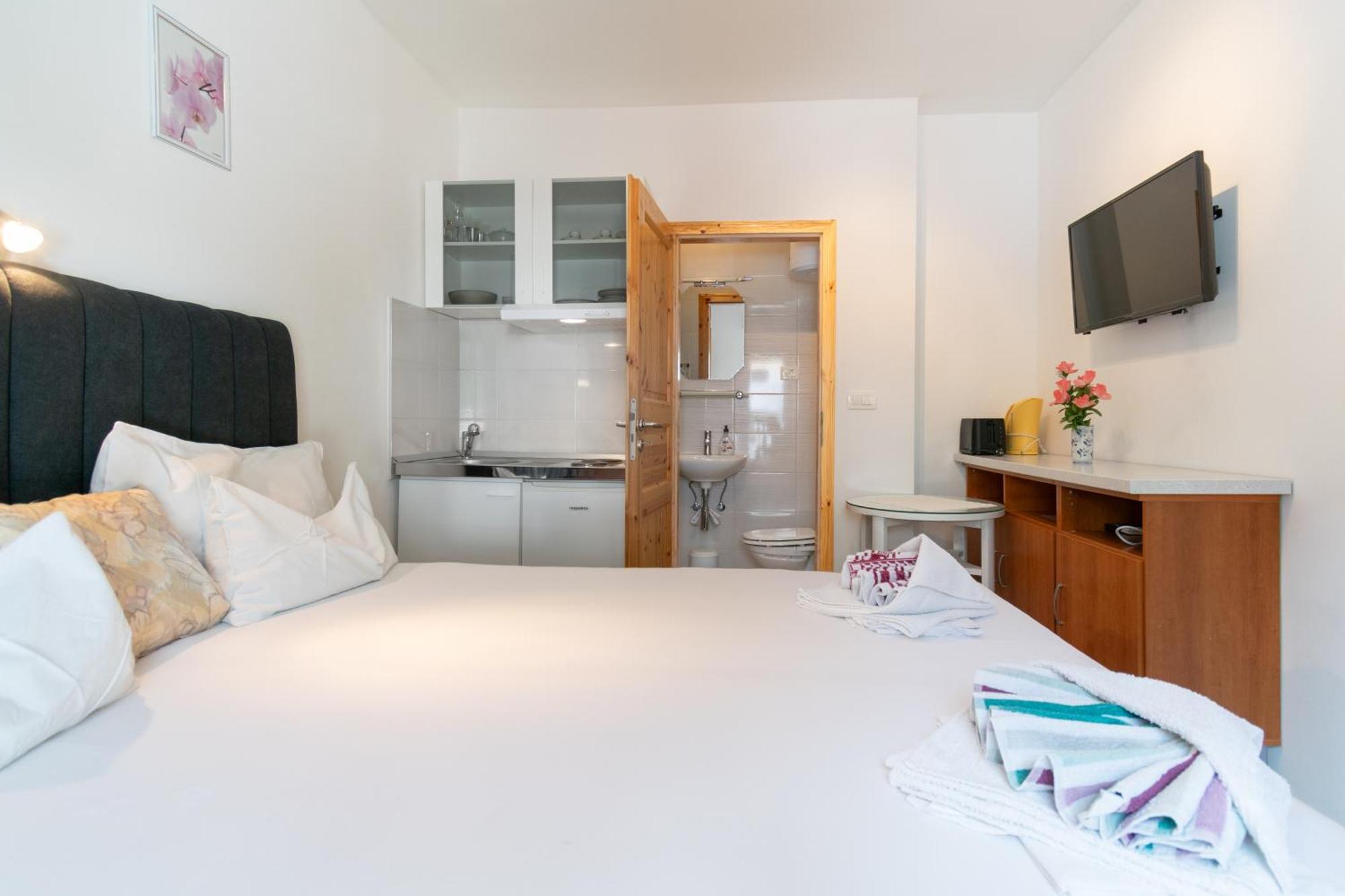 Apartment Kristina Dujmovic Башка-Вода Номер фото